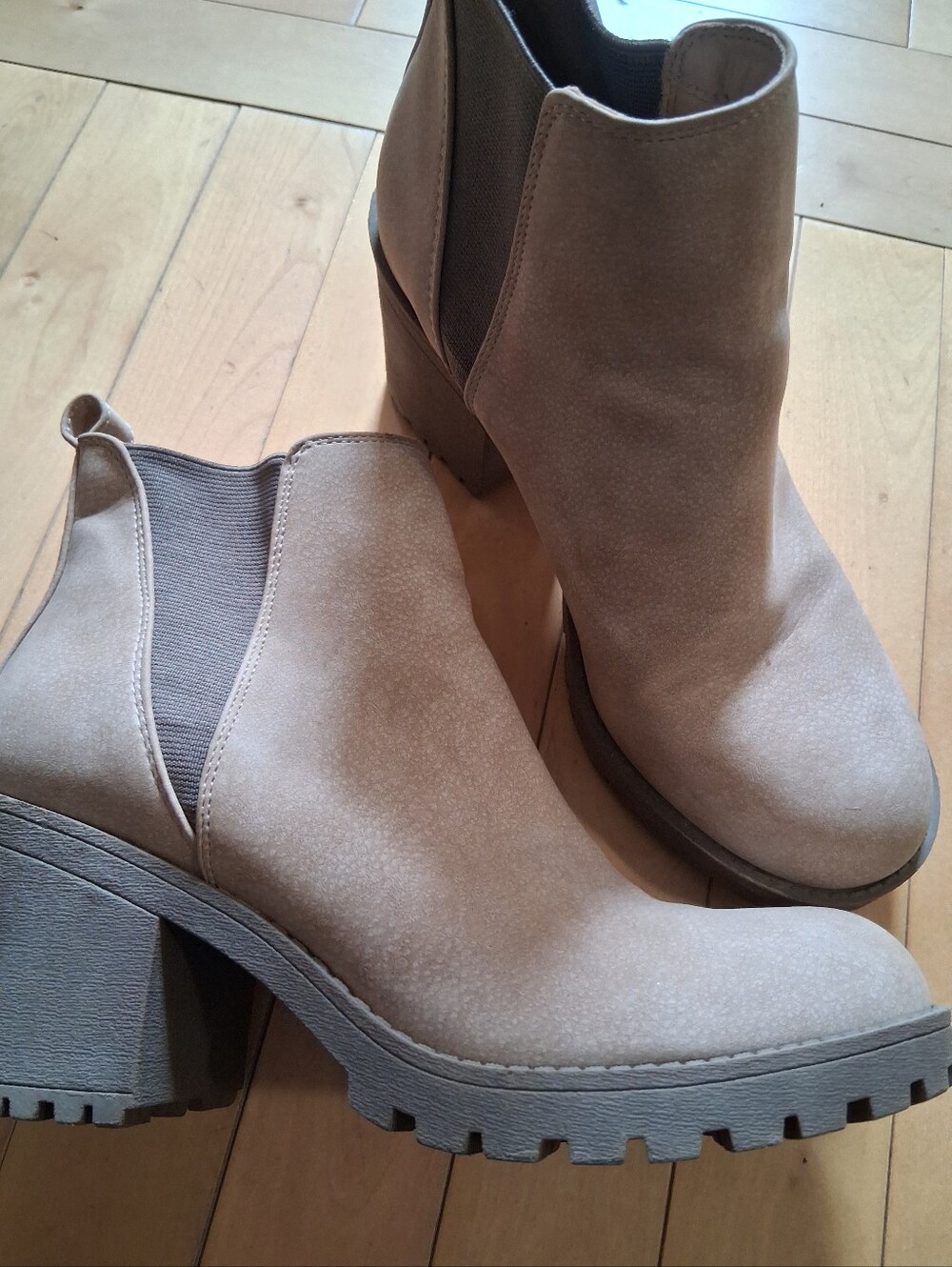 Dirty Laundry Taupe Chelsea Lug Block Heel Booties